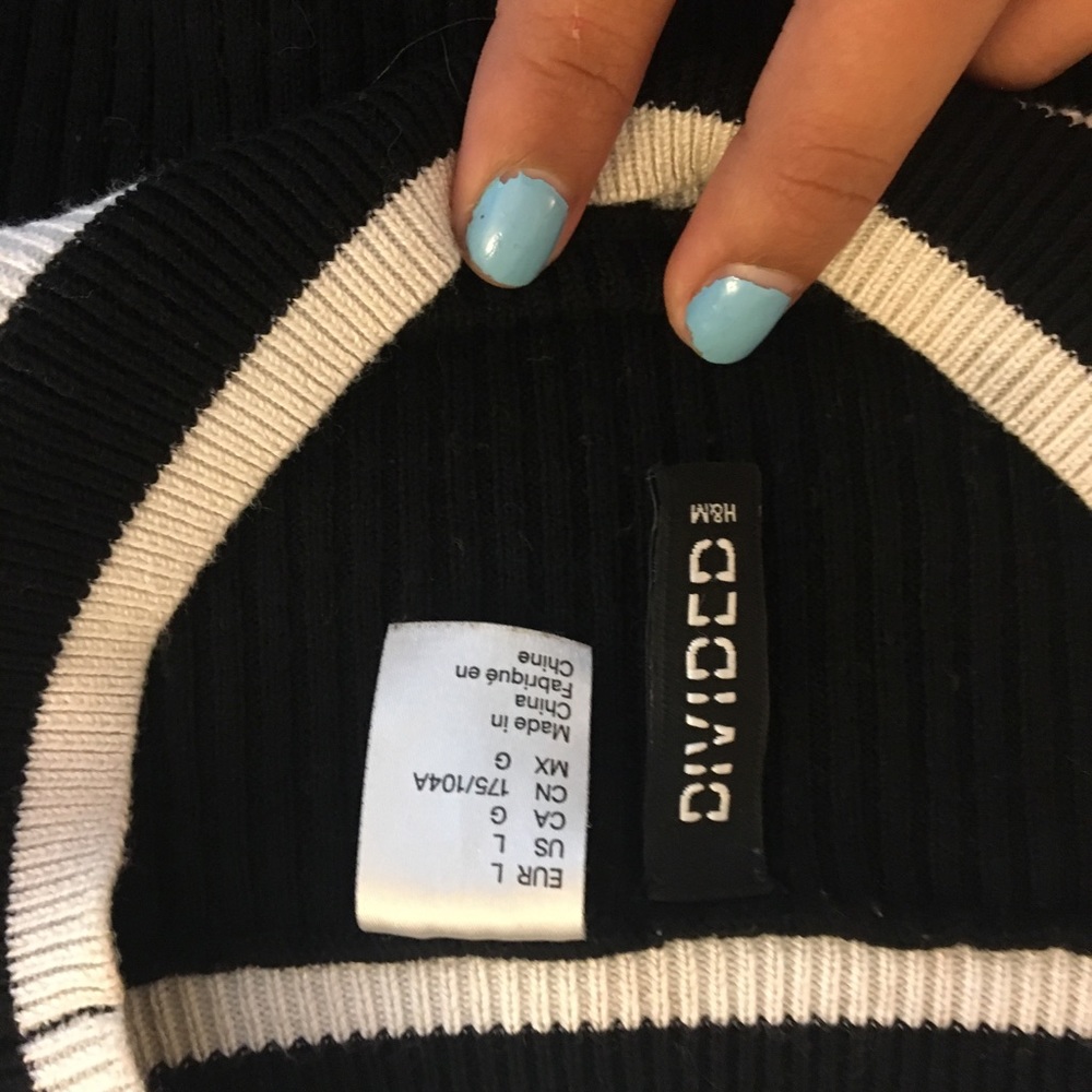Crop sweater